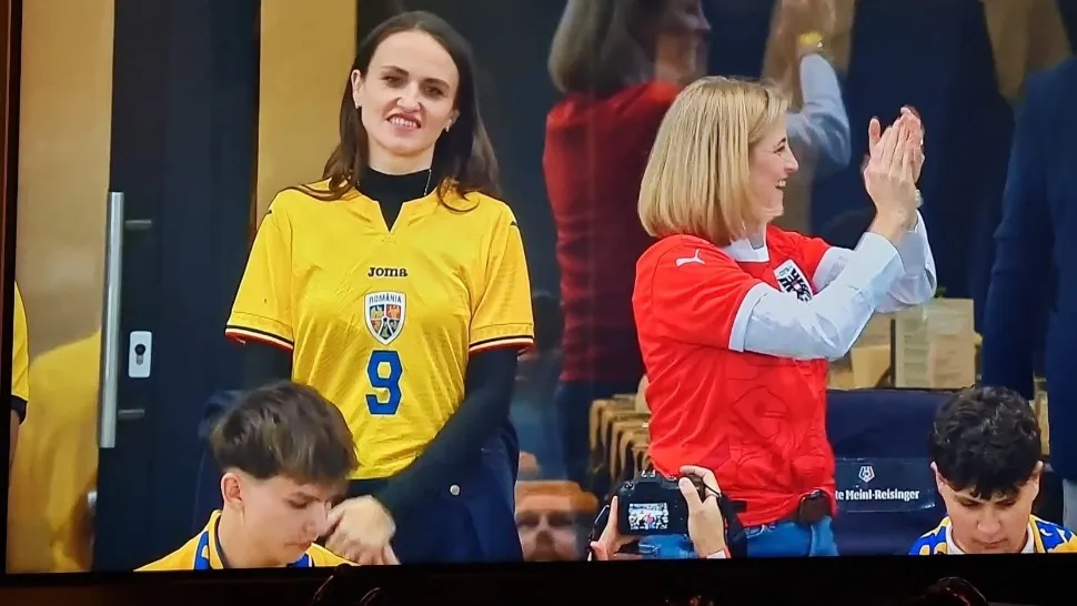 Rezista de la Externe mută diplomația pe Arena Națională. Meciul România-Austria, urmărit împreună cu omoloaga sa austriacă