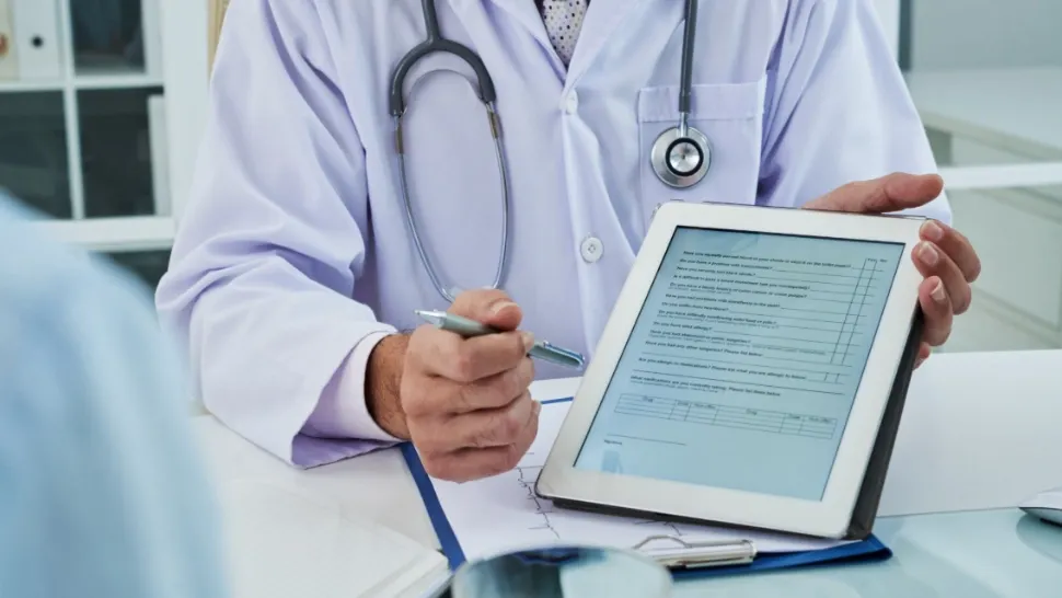 Puțini români știu că pot merge gratuit la medic, chiar și fără asigurare. Ce servicii medicale sunt disponibile tuturor