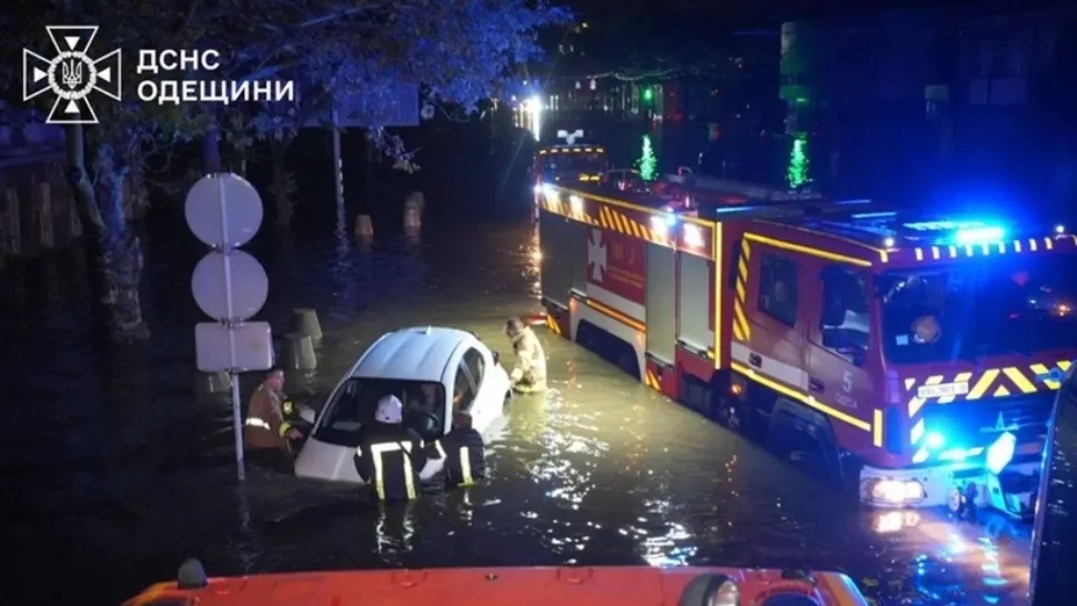Inundații devastatoare în sudul Ucrainei: cel puțin 9 morți, inclusiv un copil VIDEO