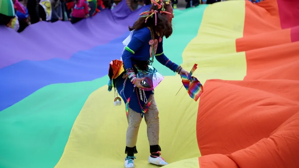 UE ne ia la rost că nu respectăm identitatea de gen și cere protecție pentru comunitatea LGBT