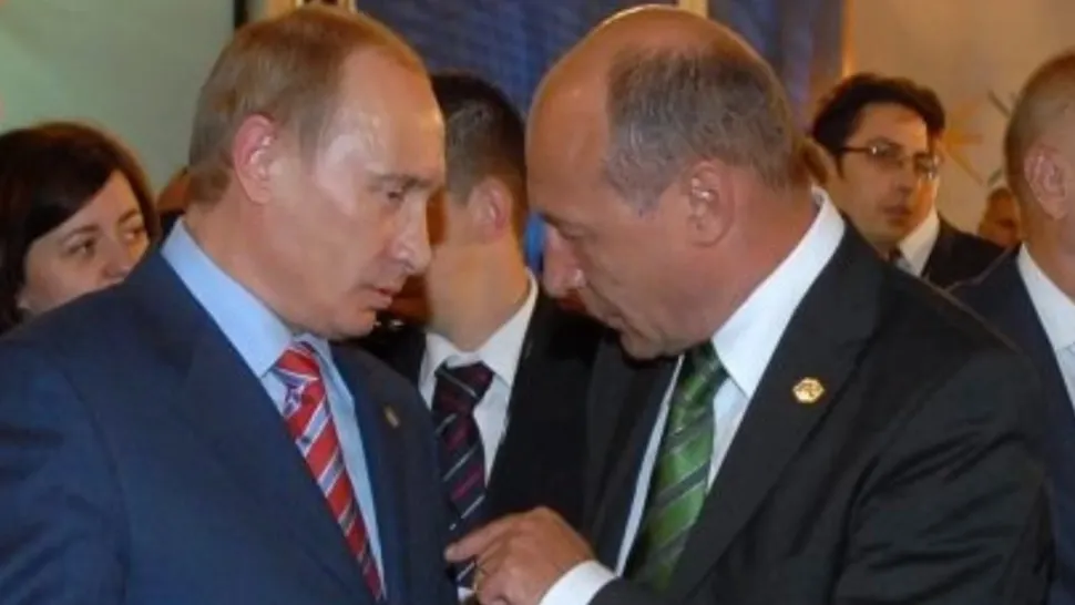 Băsescu, despre pericolul ca un stat NATO să fie atacat: Un nebun poate să o facă. Îmi garantați că Putin este sănătos? România, în prezent, nu e capabilă să se apere