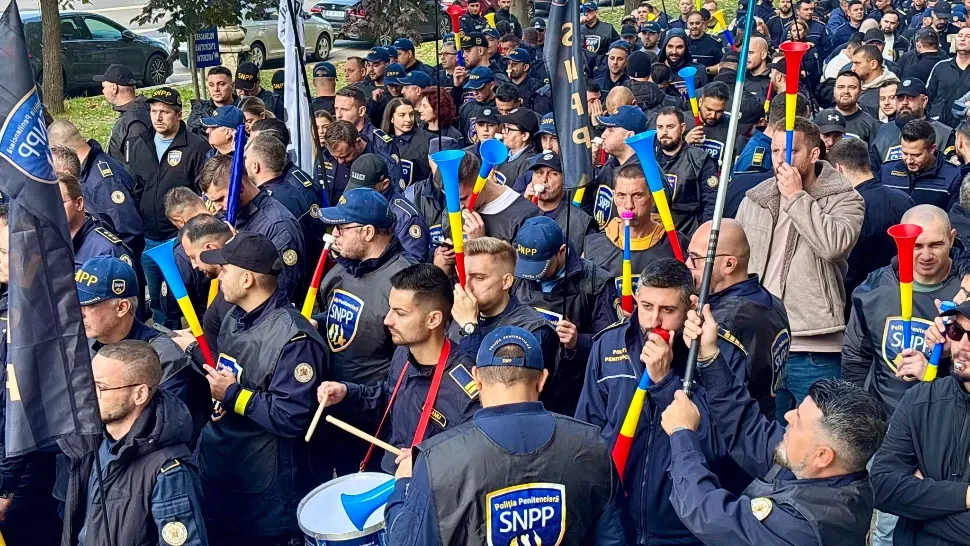 Sindicatele din penitenciare declanșează proteste naționale: cer stoparea modificărilor la pensiile militare