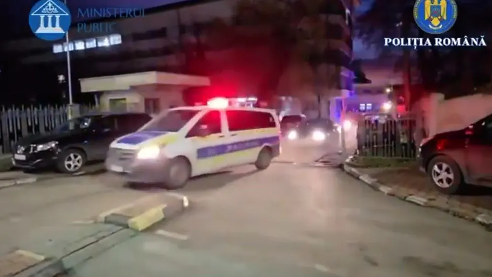 Percheziții de amploare la rețeaua cu buletine false, vândute unor cetățeni străini: sunt vizate inclusiv instituții publice - VIDEO
