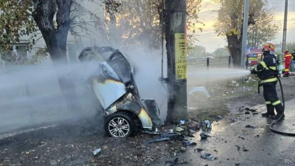 Accident cumplit în Prahova. Autoturism cuprins de flăcări, un bărbat decedat