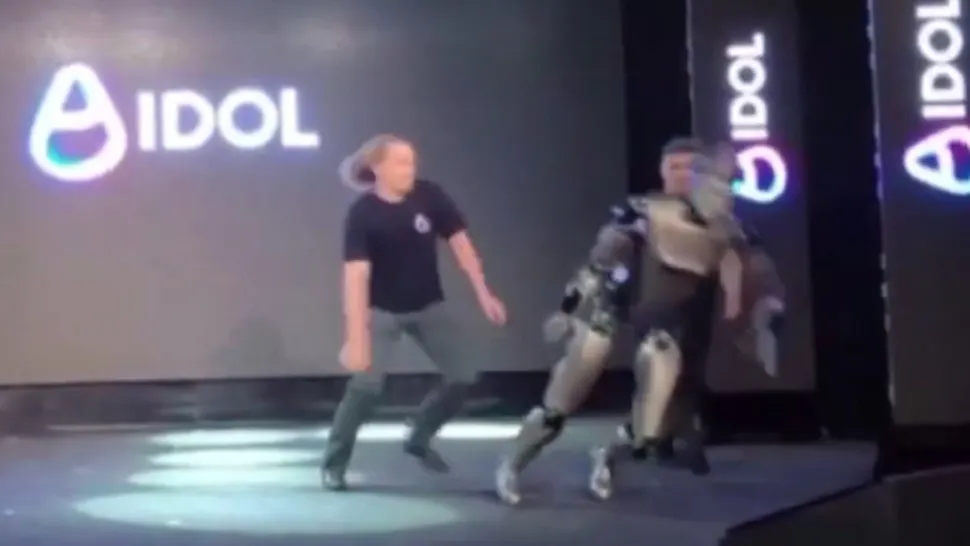 ALDOL, robotul lui Putin, a căzut în bot la inaugurare! VIDEO