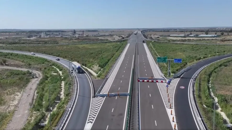 Probleme pe loturile autostrăzilor A7 și A8. Ministrul interimar al Transporturilor atrage atenția asupra întârzierilor legate de PNRR