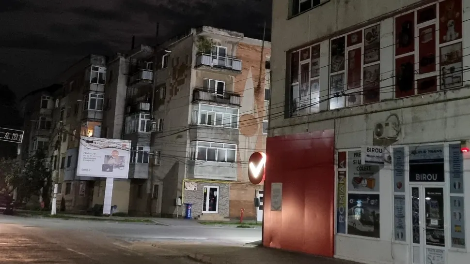 Orașul românesc din care toată lumea fuge. Odinioară un centru industrial prosper, acum a ajuns o ruină