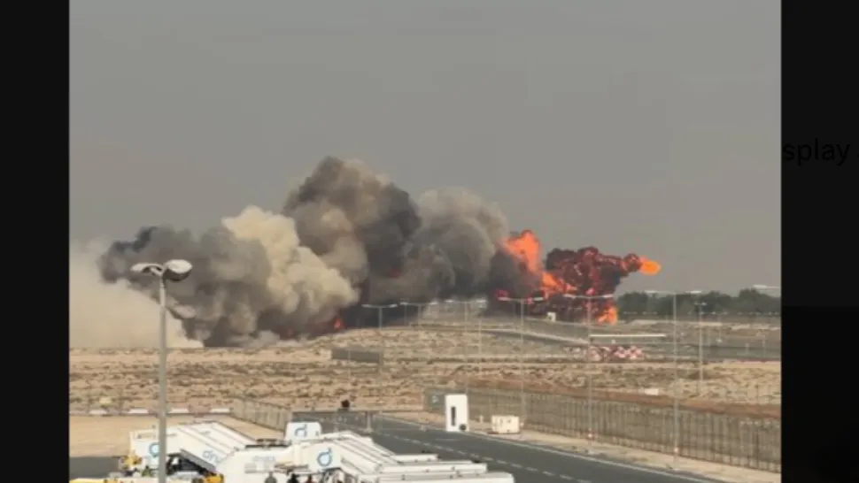 Accident șocant la Dubai Air Show. Un avion de luptă s-a prăbușit în timpul demonstrației  - VIDEO
