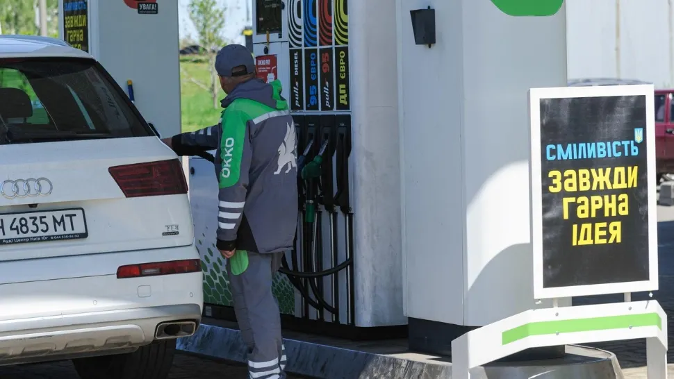 Rafinăriile rusești vor avea voie să amestece alcool în benzină. Decizia, pe fondul crizei de carburanți din Rusia