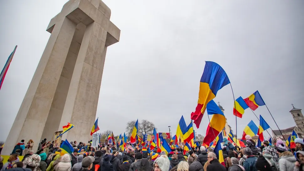 Decizie halucinantă a primarului din Alba Iulia, după ce Ilie Bolojan a fost huiduit: va INTERZICE adunările de 1 Decembrie 