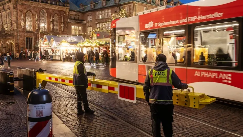 Un român de 25 de ani, arestat în Germania, după ce a bătut brutal două tinere care se sărutau într-un tramvai