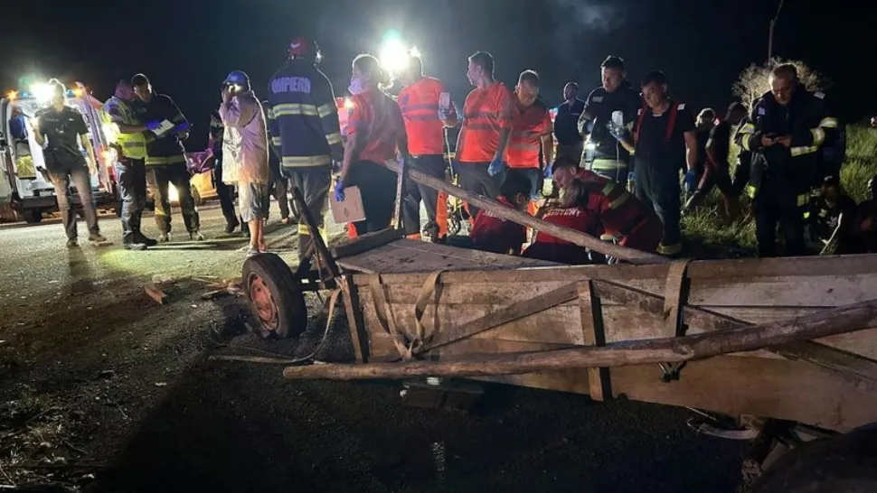 Accident tragic în județul Contanța. Un bărbat de 55 de ani a murit în urma impactului dintre o mașină și o căruță 