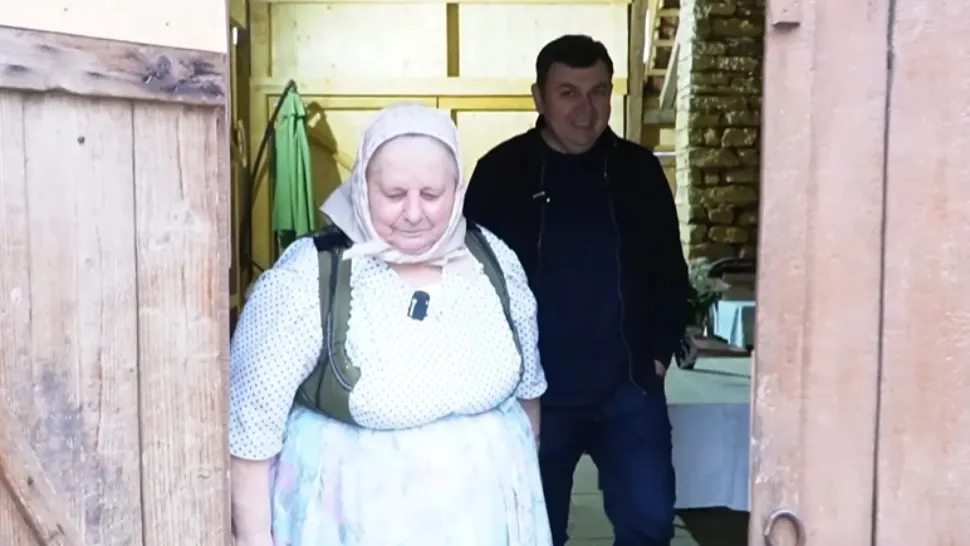 „Bunica lui Mircea Bravo” își deschide casa pentru Realitatea Plus. Povestea sa de viață - VIDEO