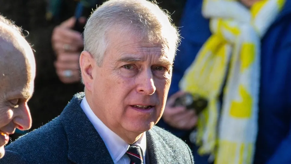 Regele Charles l-a lăsat pe Prințul Andrew fără titlurile regale din cauza scandalului Epstein. De acum încolo va fi un simplu cetățean, ca restul britanicilor