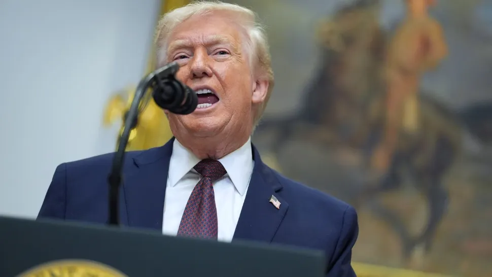 Trump taie ultimele speranțe celor care mai voiau să ajungă în SUA. Loteria vizelor, suspendată