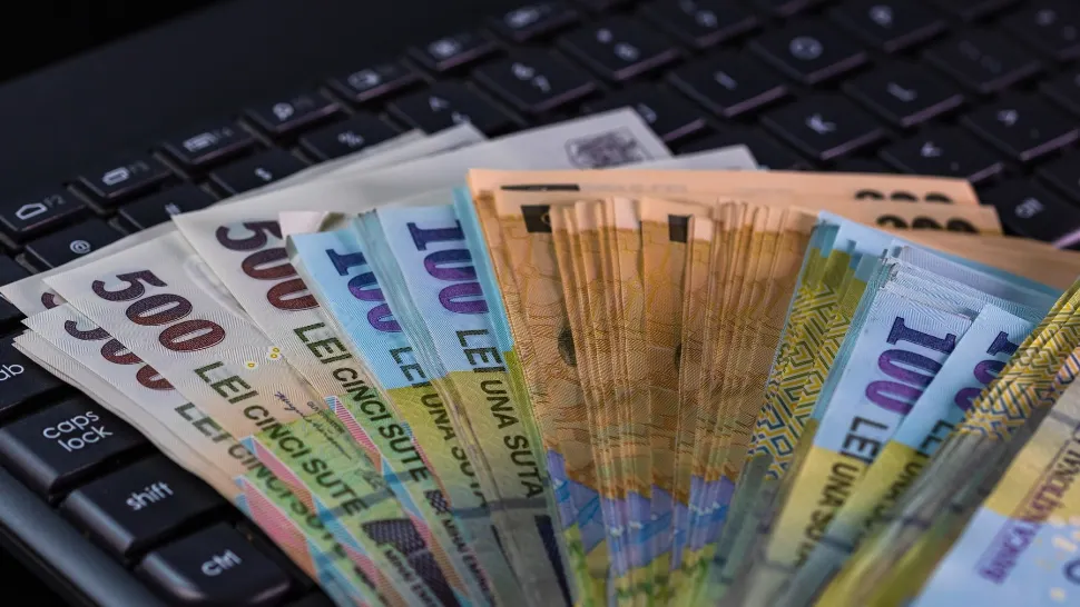 Suma uriașă pe care trebuie să o achite fosta contabilă MAE pentru a scăpa de arest: a furat peste 8 milioane de lei din banii statului timp de 15 ani