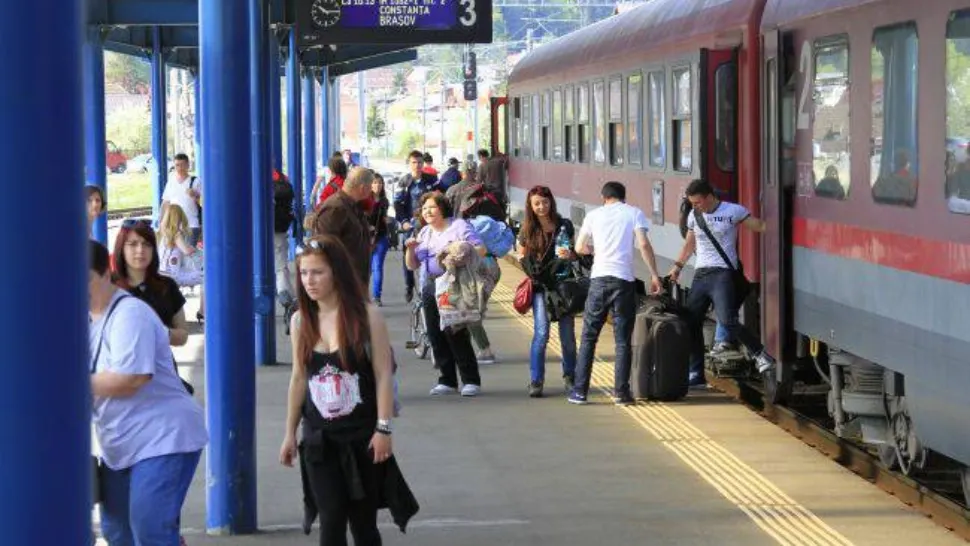 Marea economie la buget, după ce Bolojan le-a tăiat studenților biletele de tren. Cifra halucinantă înregistrată, după măsurile absurde de austeritate - DOCUMENT