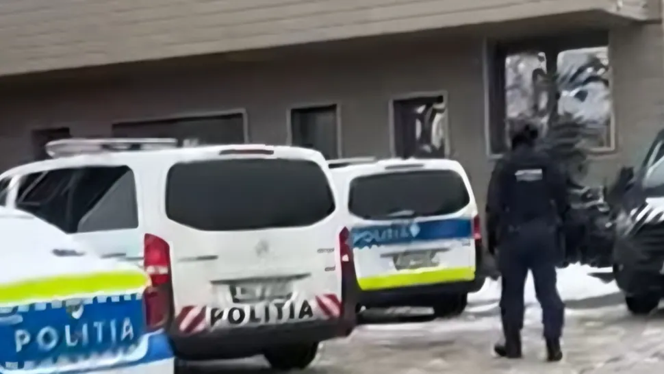 Amenințare cu bombă la un hotel de lux din Iași. Clienții au fost evacuați de urgență: „Vrem să vedem panică”- VIDEO
