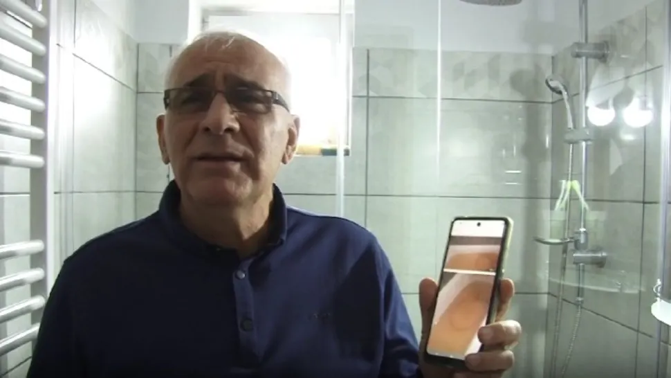 Revolta românilor care primesc mizerie la robinet de luni întregi. Apa neagră, facturată la preț de apă potabilă GALERIE FOTO 