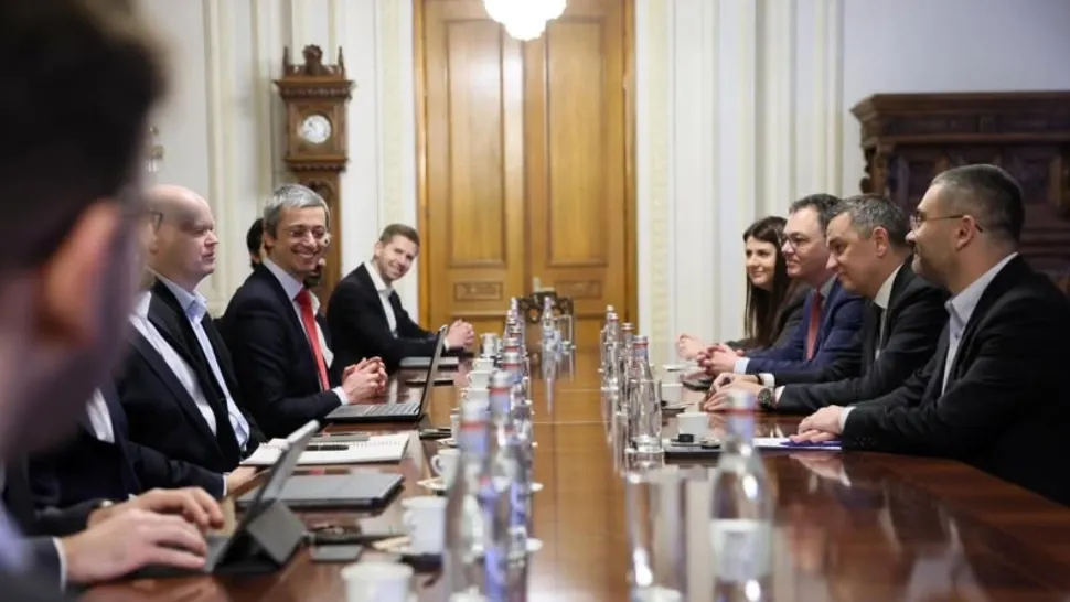 Sorin Grindeanu, după discuțiile cu delegația băncii americane JP Morgan: ”Stimularea economiei este esențială, mai ales în actualul context socio-economic”