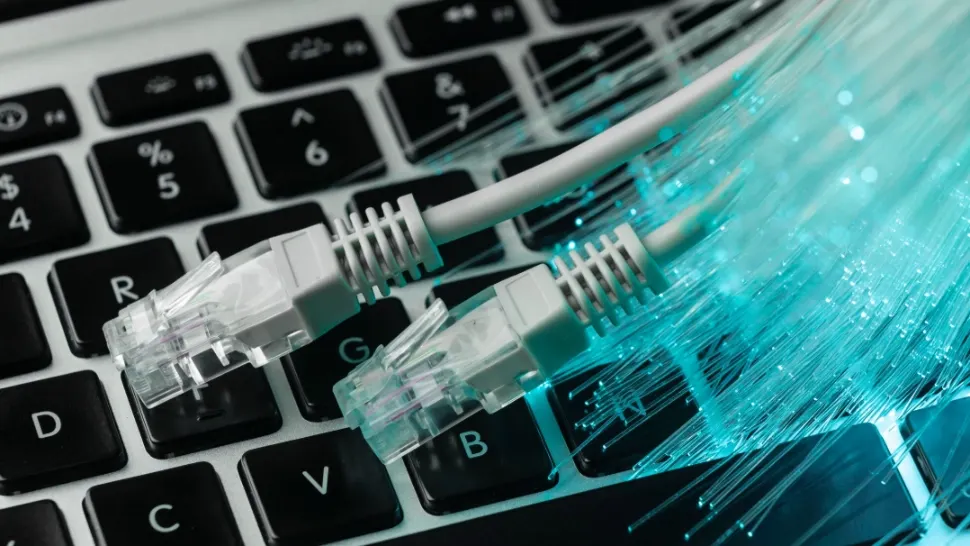Decizie istorică la Bruxelles: internetul clasic dispare. Cine va mai avea tehnologie veche va risca să rămână offline