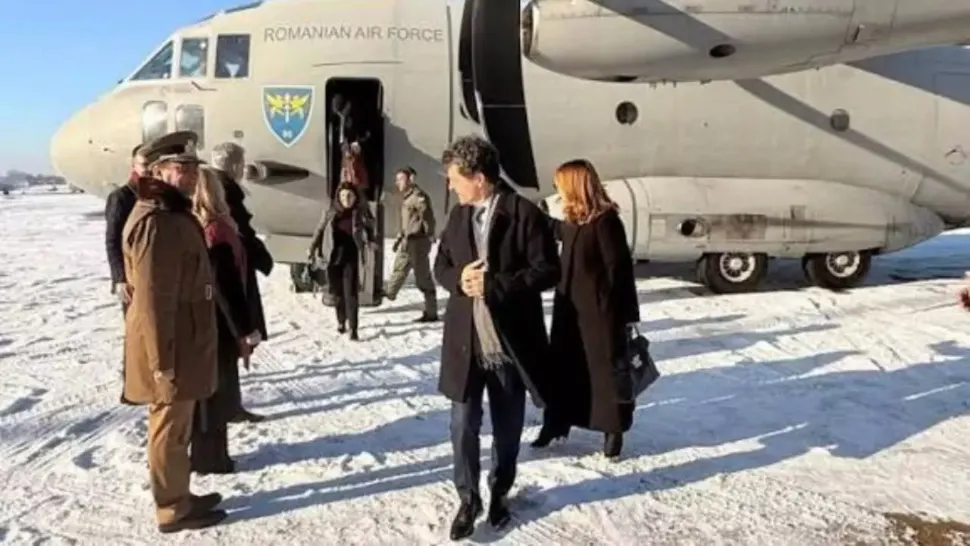 Teste surprinzătoare la bordul Spartanului prezidențial. Ce verifică MApN la aeronava cu care a zburat Nicușor Dan
