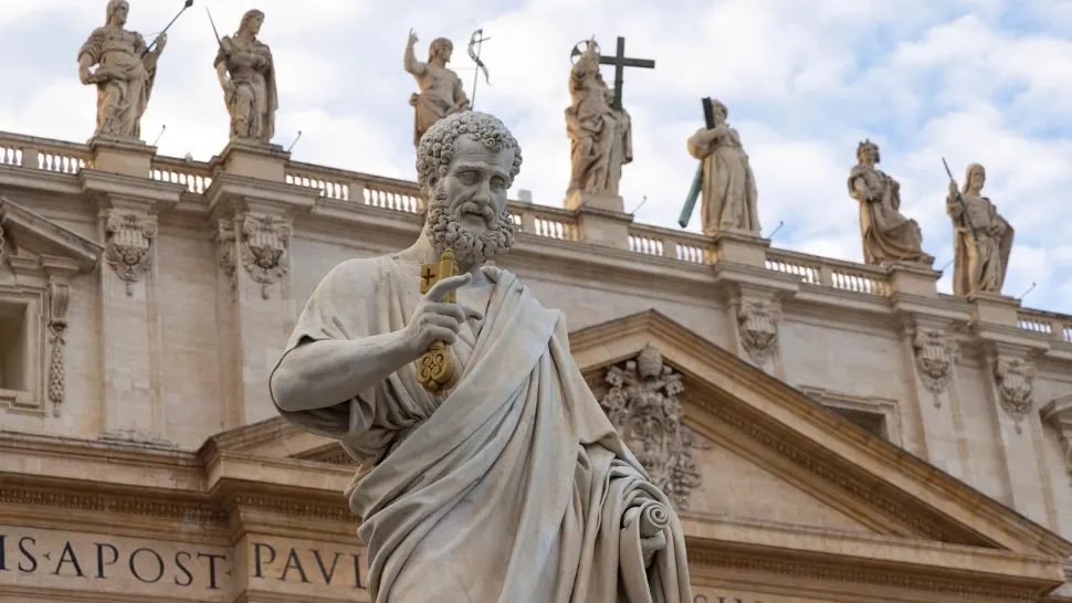 Vaticanul se face chelner și deschide un restaurant de lux pe acoperișul Bazilicii Sfântul Petru, între statuile Apostolilor