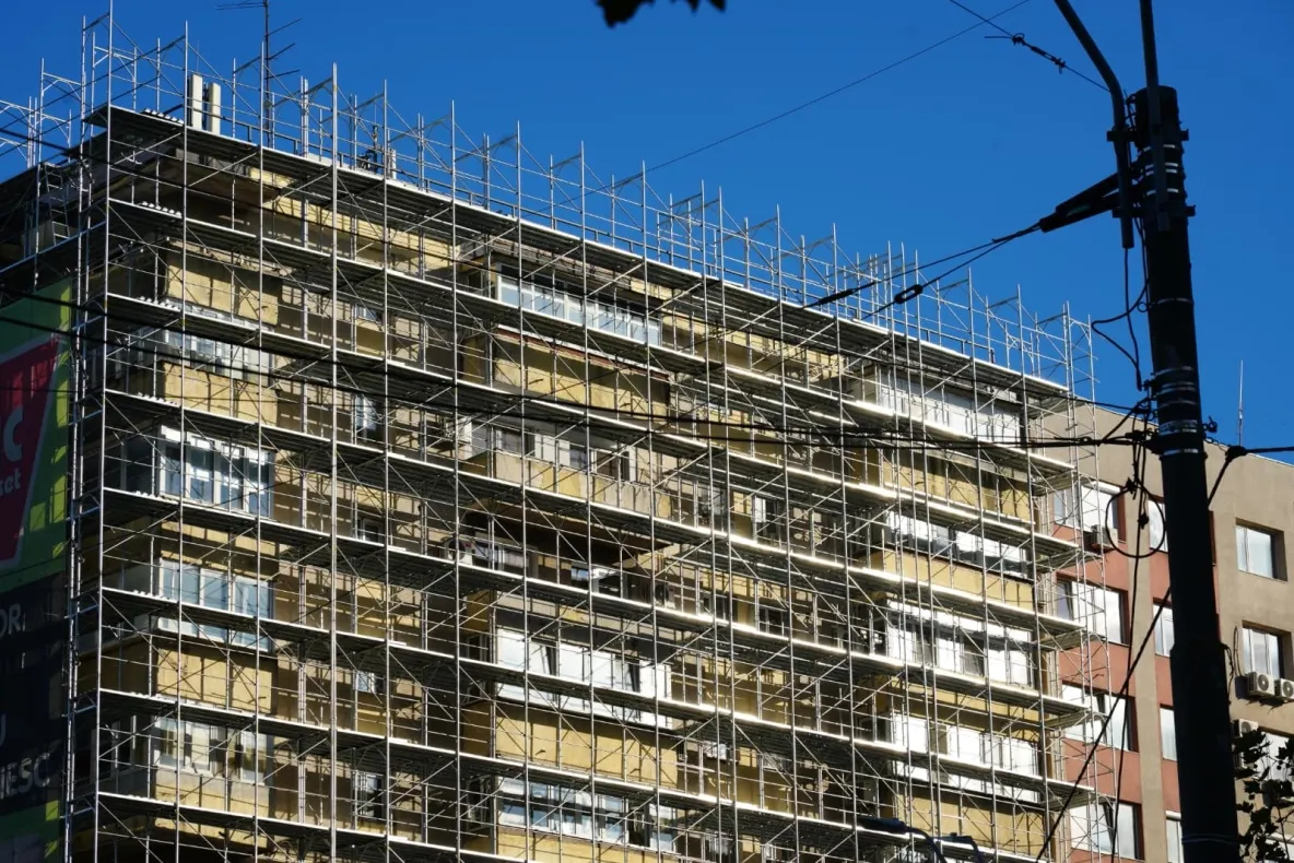 Sectorul 3 continuă reabilitarea și consolidarea blocurilor: 100 de imobile finalizate în 2026