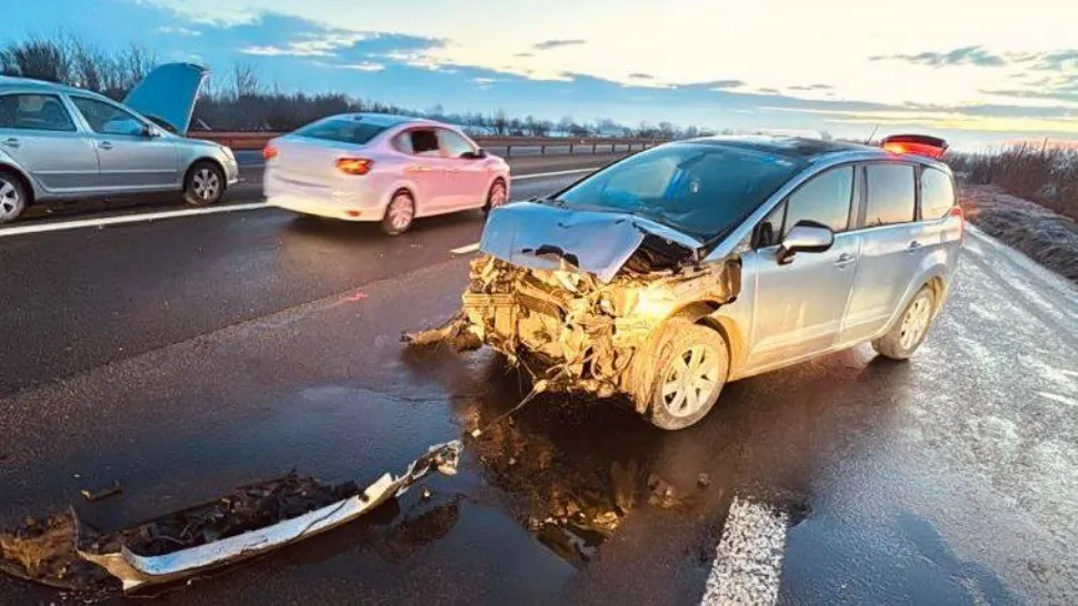 Accident pe A1, în zona Bolintin-Vale: doi bărbați au ajuns la spital 