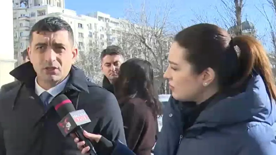 Zeci de români au depus PLÂNGERI PENALE la Parchetul General împotriva ANULĂRII ALEGERILOR din 2024. George Simion, alături de oameni