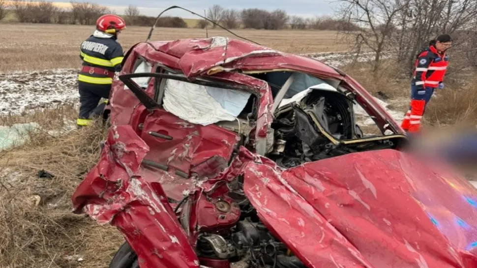Accident rutier mortal pe DN1D, în Prahova: un autoturism a intrat pe contrasens și s-a izbit de un TIR