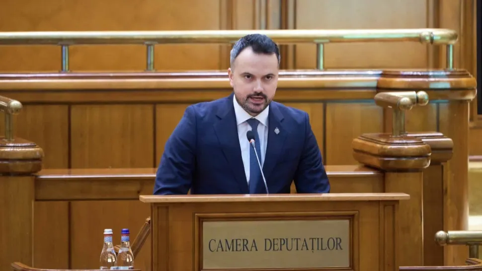 Fabian Radu (deputat AUR): „Când un ministru al Apărării vorbește mai mult decât gândește, riscul nu e doar ridicolul. Riscul este ca România să fie condusă, în domenii vitale, de oameni care tratează statul ca pe un experiment de comunicare”