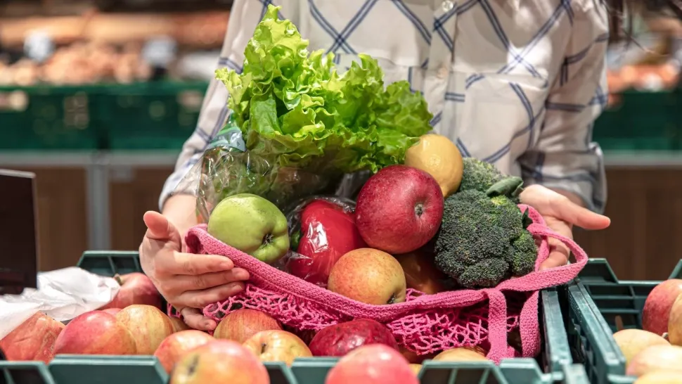 Cele mai bune fructe pentru un sistem digestiv sănătos. Ce recomandă gastroenterologii pentru un tranzit intestinal corect