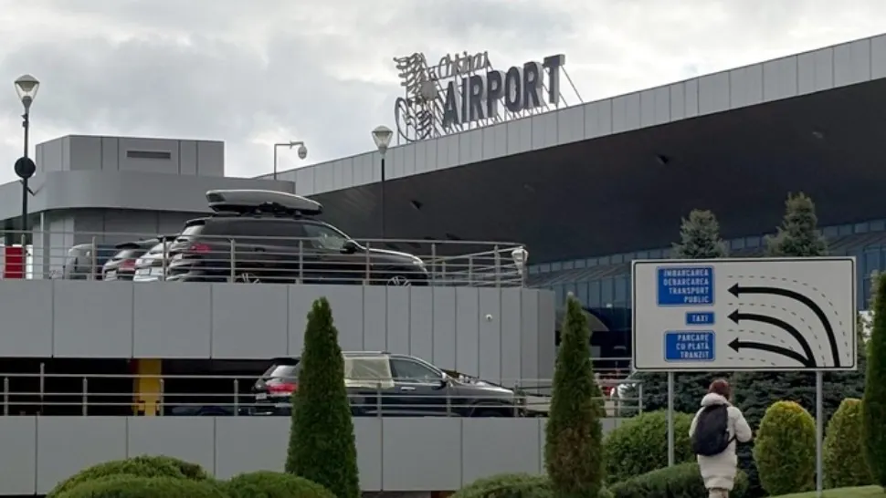 Alertă cu bombă la Aeroportul Internațional Chișinău. Pasagerii au ieșit în fugă. Ce au descoperit autoritățile - VIDEO