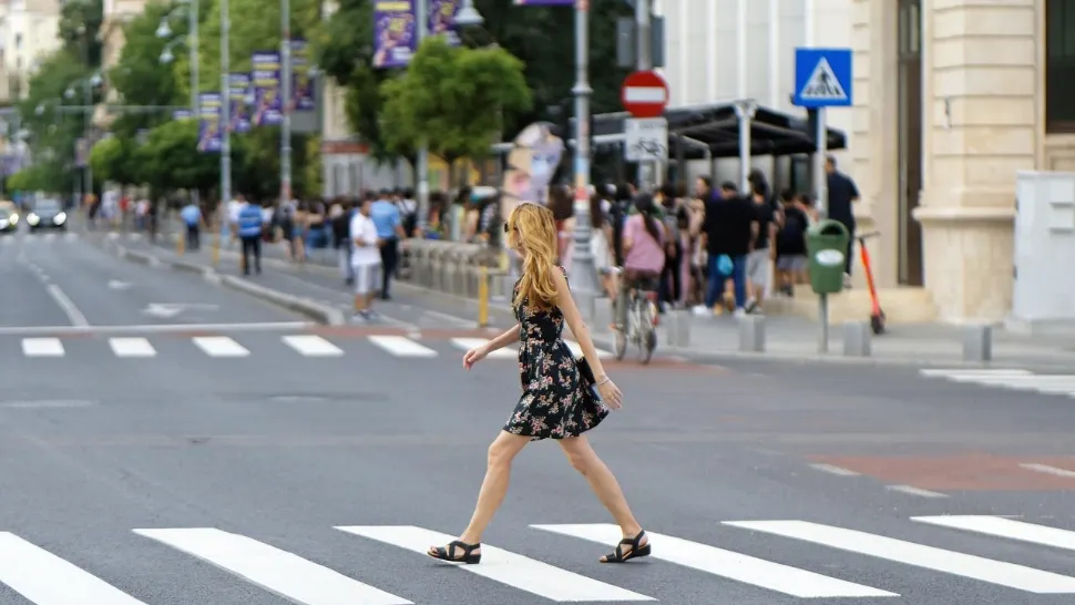 Sondaj: 73,1% din români cred că țara merge în direcția greșită. Îngrijorările oamenilor sunt corupția și prețurile