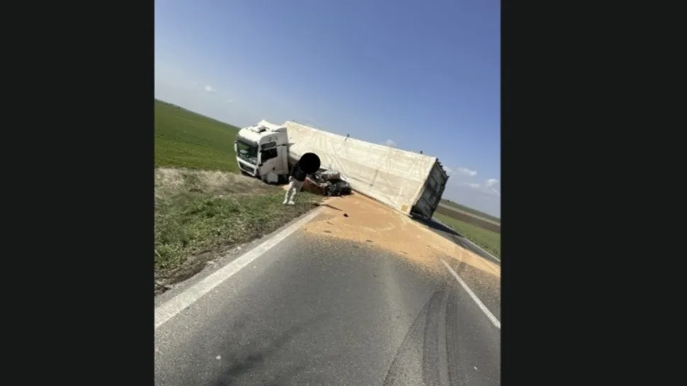 Accident MORTAL lângă Techirghiol. Impact devastator între un TIR și o mașină: șoferul autoturismului a decedat – FOTO&VIDEO
