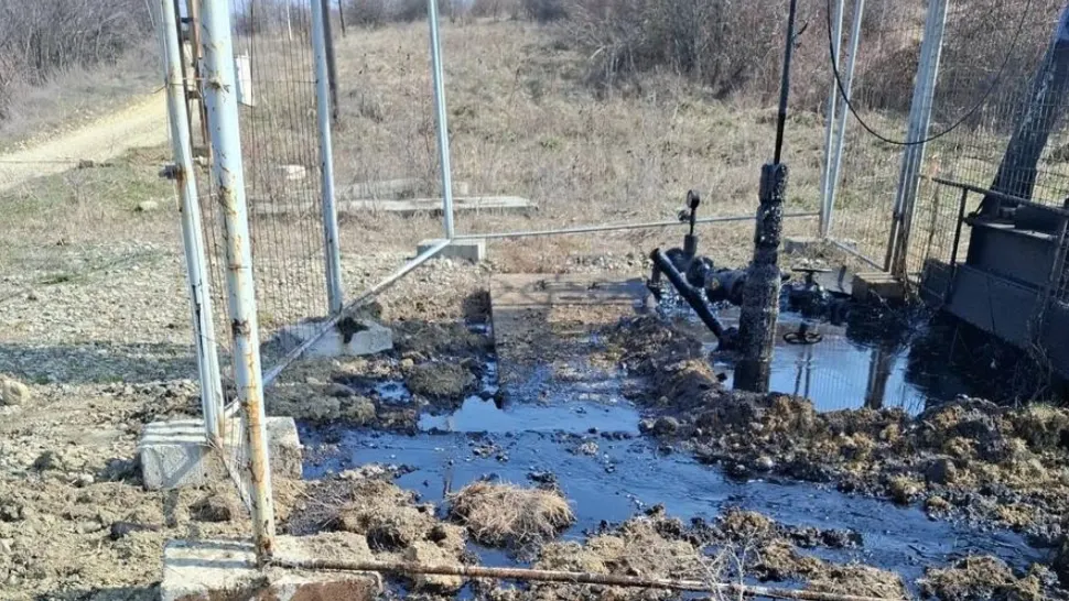 Poluare masivă cu produse petroliere, în judeţul Dâmboviţa. Comisarii Gărzii de Mediu au aplicat o amendă de 100.000 de lei 