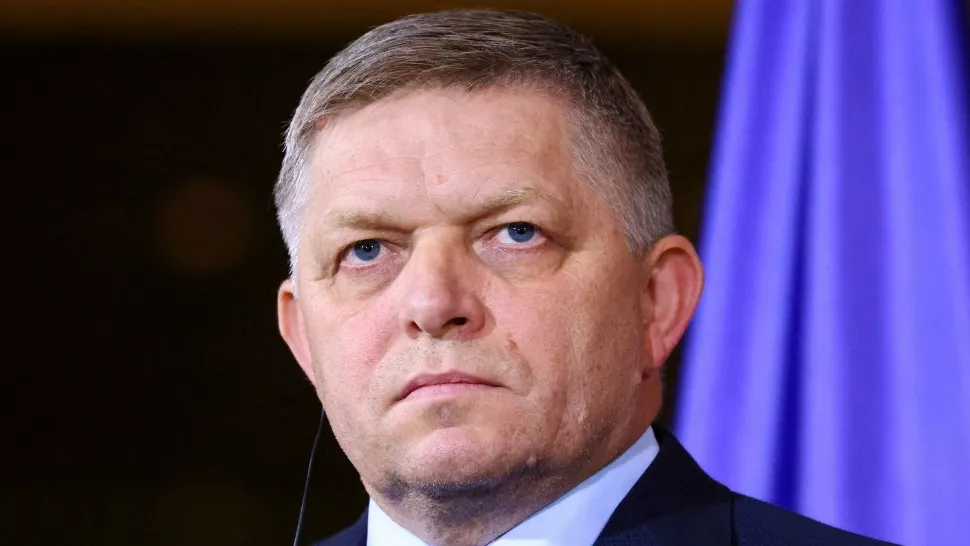 Ultimatumul lui Robert Fico pentru Bruxelles: Slovacia amenință că blochează cele 90 de miliarde de euro pentru Ucraina dacă Viktor Orban cade de la putere