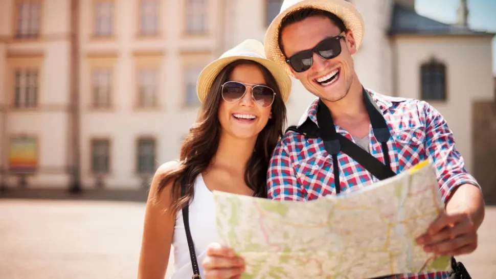Decizie uriașă la Bruxelles: turiștii pot anula vacanțele fără penalități și își recuperează banii