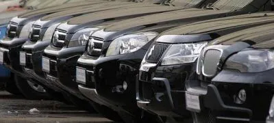 Piața auto din România frânează puternic. Înmatriculările de mașini noi au scăzut cu 37% în august. Care e marca preferată a românilor