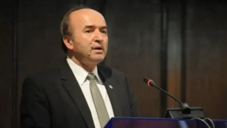 Tudorel Toader, la Realitatea Plus: Niciun premier nu e mai presus de lege. Decizia citării la DNA îi aparține procurorului