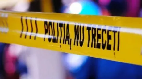 Femeie de 31 de ani din Arad, reținută după ce și-ar fi bătut și amenințat concubinul