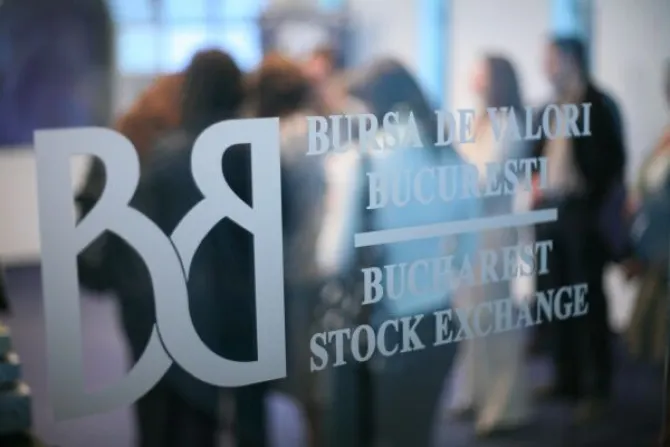 Panică pe Bursa de la București: De ce vând micii investitori și ce fac fondurile mari
