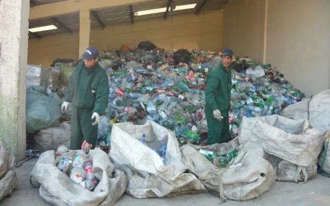 Plasticul ar putea deveni hrană pentru astronauți
