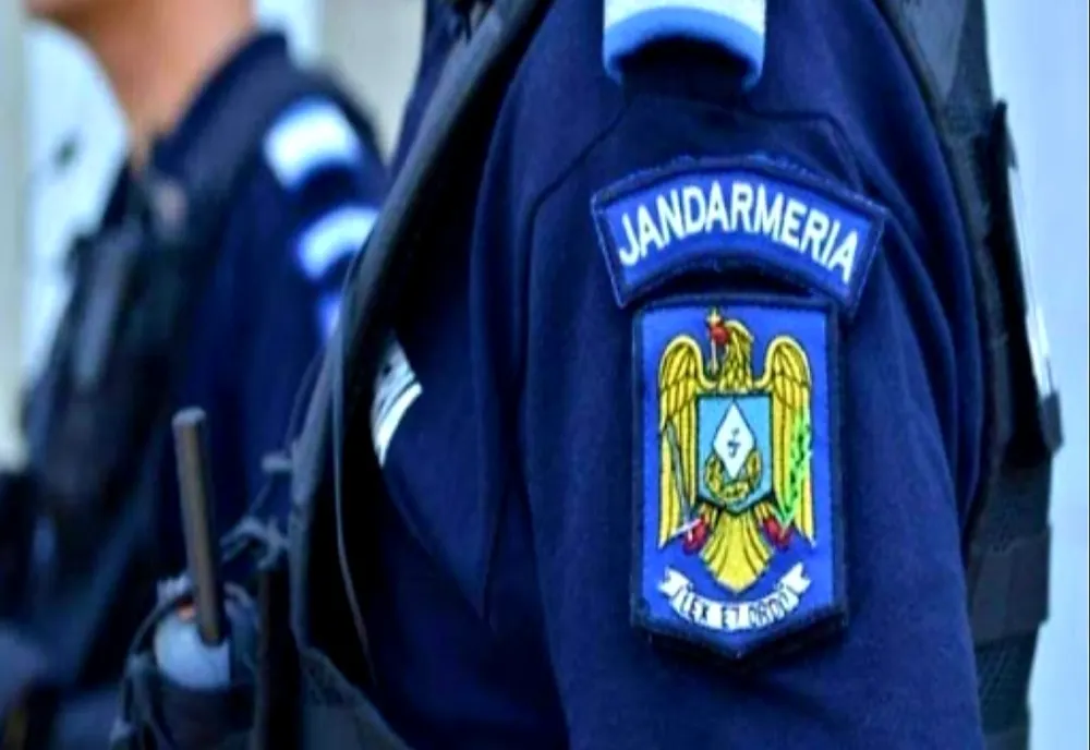 Scandal înainte de meciul Rapid-Dinamo între suporteri, la stația de metrou Basarab: au intervenit jandarmii