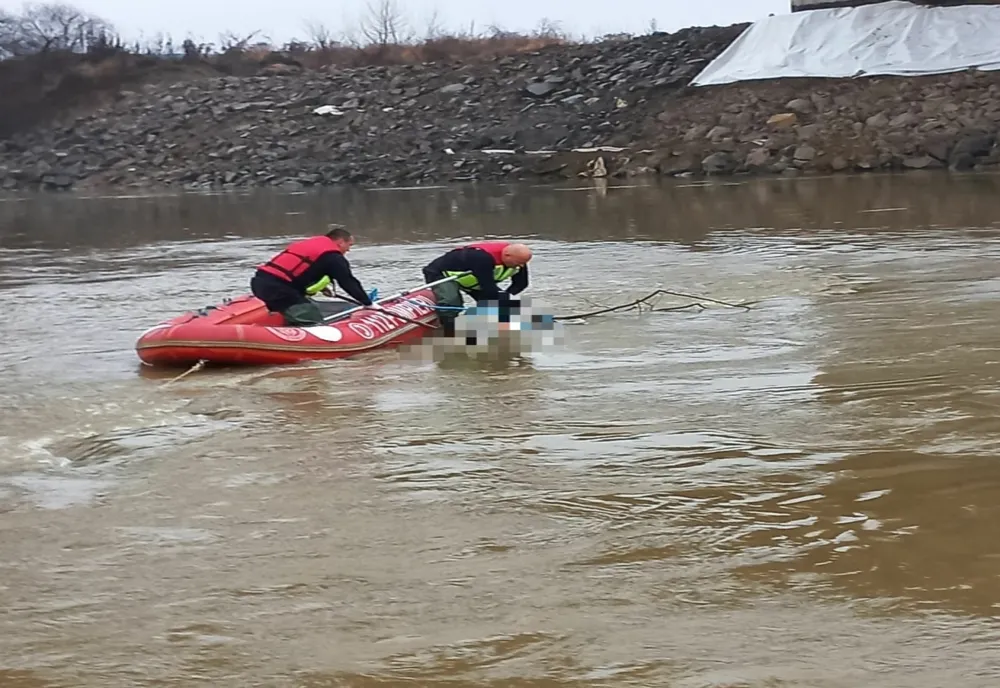 Alertă în Satu Mare: pompierii caută o persoană dispărută în râul Someș