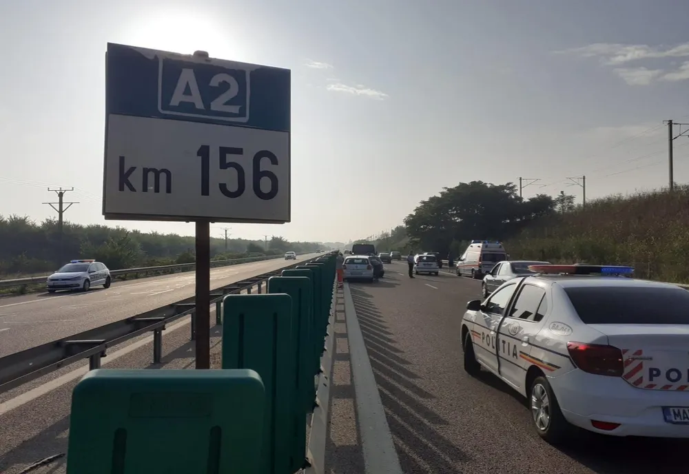 Accident pe A2, la Cernavodă: șase mașini implicate, o persoană rănită. Trafic restricționat spre București