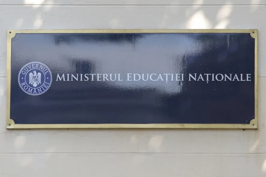 Reformă în educație: 320 de noi programe școlare pentru liceu, aprobate de Ministerul Educației