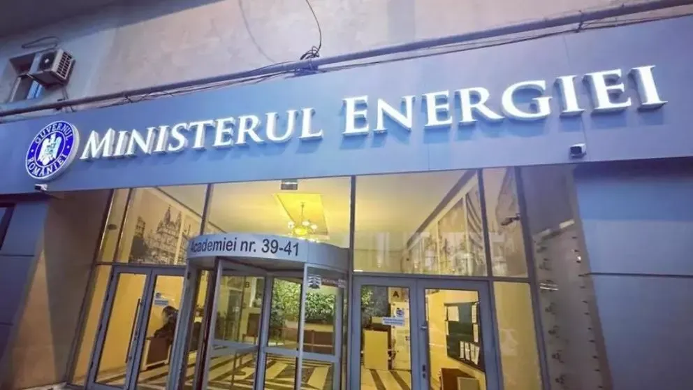 Ministerul Energiei se întâlnește luni cu marii consumatori industriali pentru reducerea voluntară a consumului de electricitate în orele de vârf