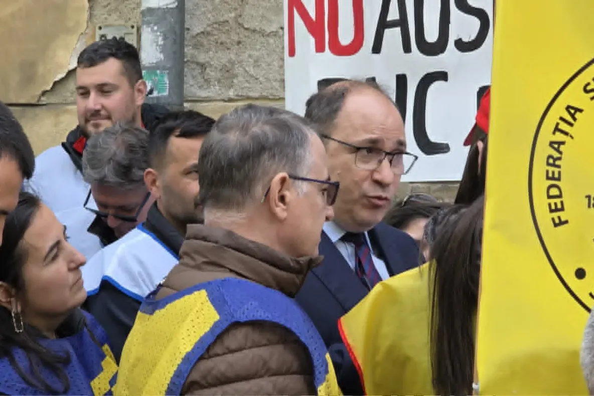 Protest al Federației „Spiru Haret” la Ministerul Educației: sindicaliștii cer retragerea unei circulare și acuză subfinanțarea școlilor VIDEO